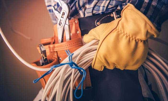 dewalt-electricians-tool-belts