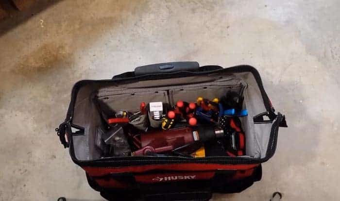 heavy-duty-rolling-tool-bag