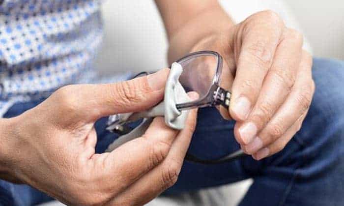 12 Best Eyeglass Cleaning Cloths Reviewed and Rated in 2021