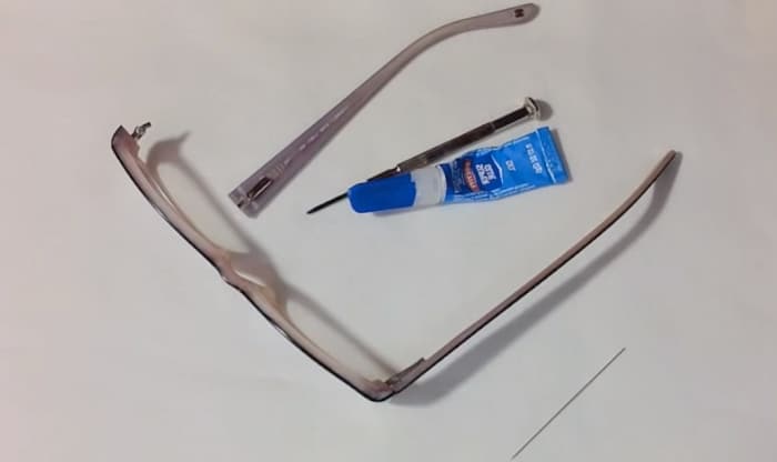 glue-for-eyeglasses