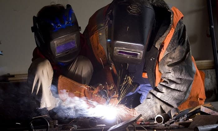 best-welding-helmet-for-beginners