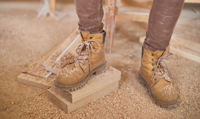 carpenter boots