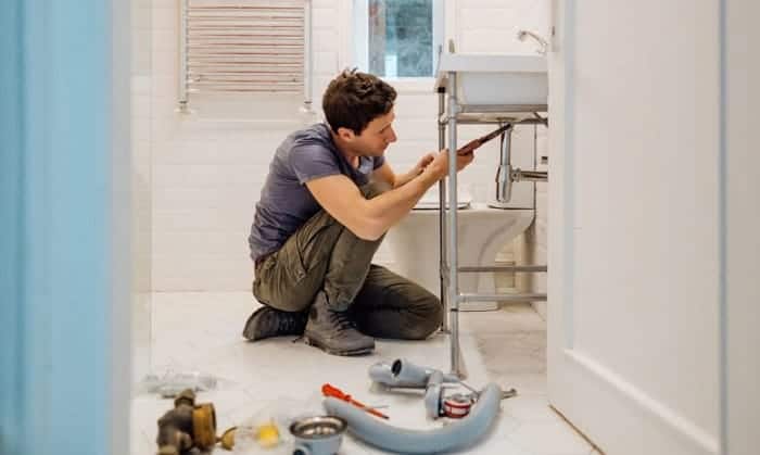 12 Best Work Boots for Plumbers Reviewed and Rated in 2024