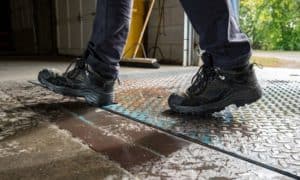 best shoes for warehouse work