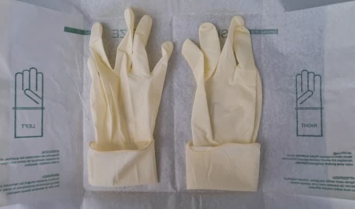 latex-gloves-made-of