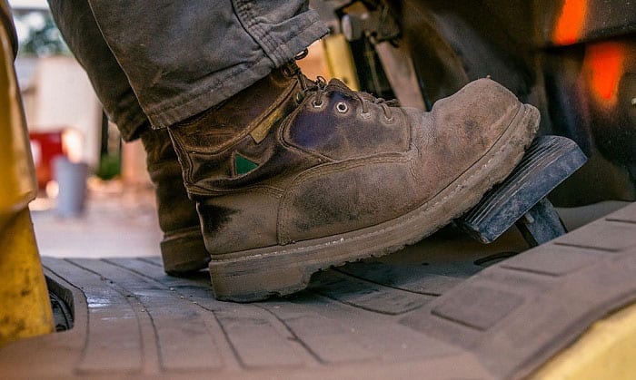 make-steel-toe-boot-comfortable