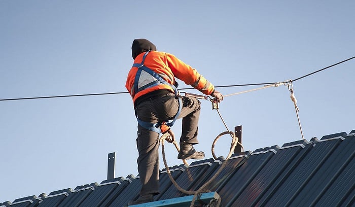 best-safety-harness-for-roofing