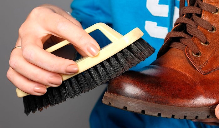 how to clean work boots