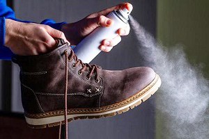 work-boot-cleaner