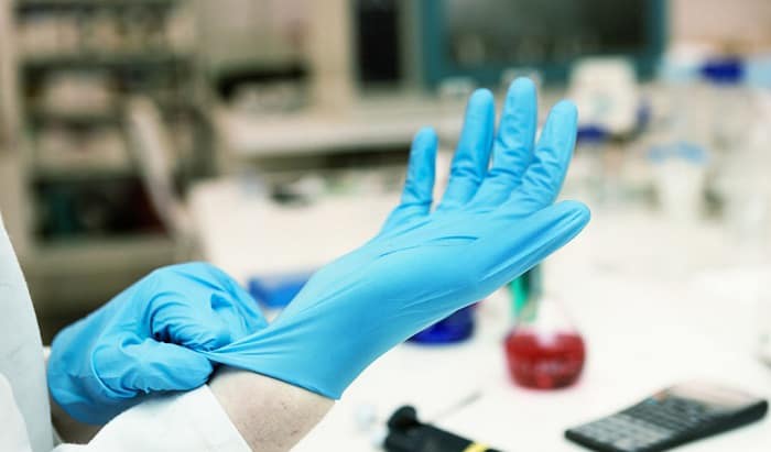 when should sterile gloves be worn