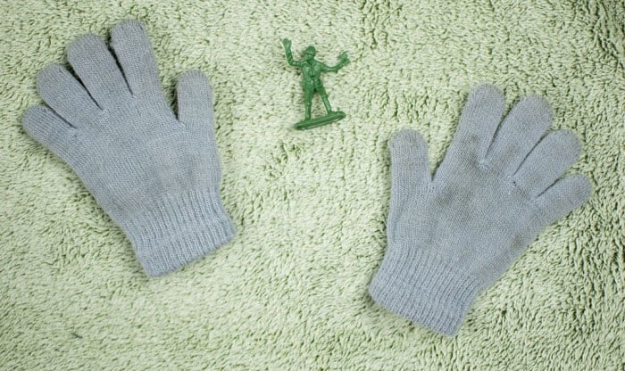 hand-wash-gloves