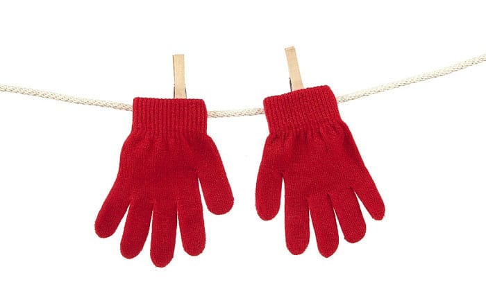 wash-winter-gloves