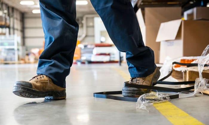 how to stretch steel toe work boots