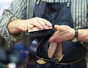 leather-belt-cleaning