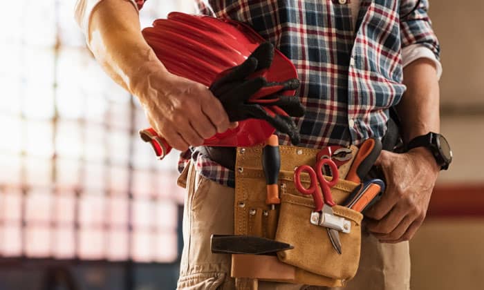 cleaning-leather-tool-belt