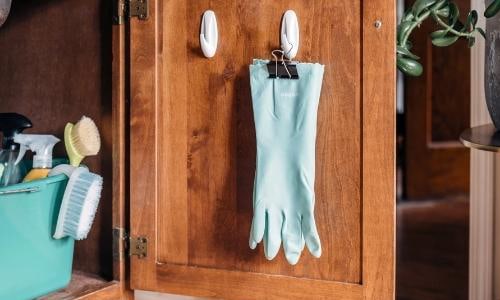 store-your-gloves-properly